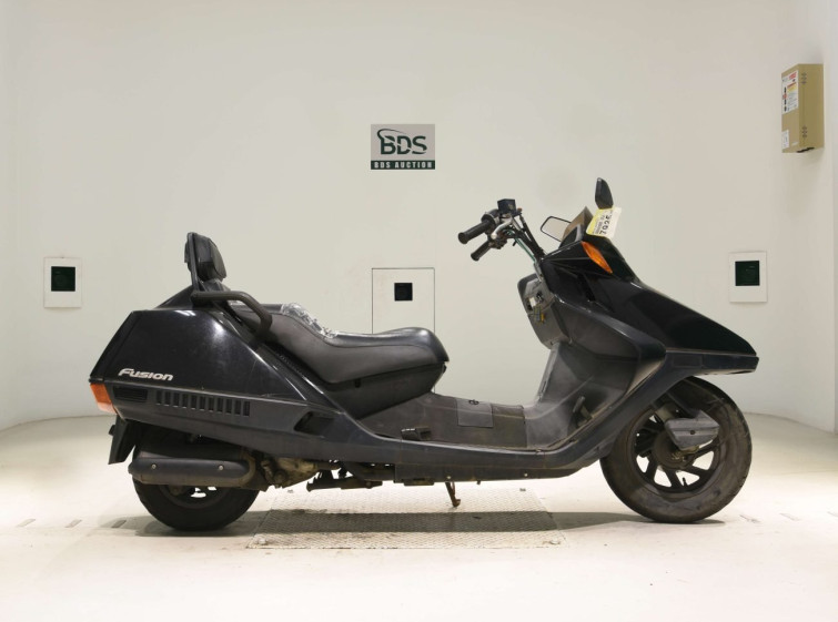 Мотоцикл Honda FUSION X з пробігом 15305 km