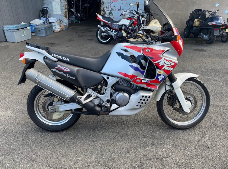 Мотоцикл Honda AFRICATWIN750 с пробегом 24216 km