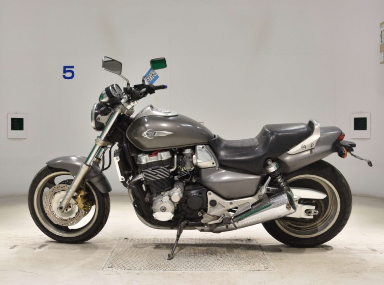 Мотоцикл Honda X4