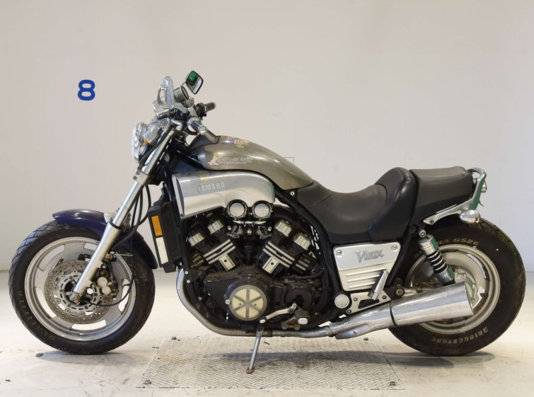Мотоцикл Yamaha V-MAX1200 с пробегом 5586 m