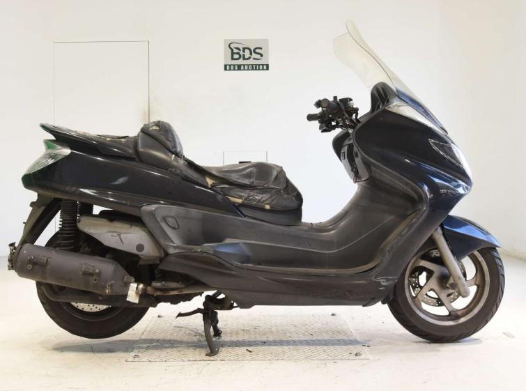 Мотоцикл Yamaha MAJESTY 250