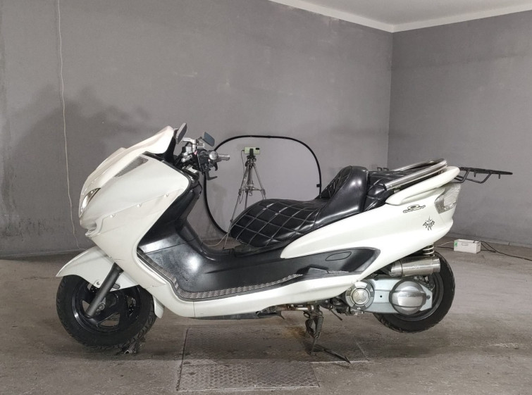 Мотоцикл Yamaha MAJESTY 250 з пробігом 48698 km