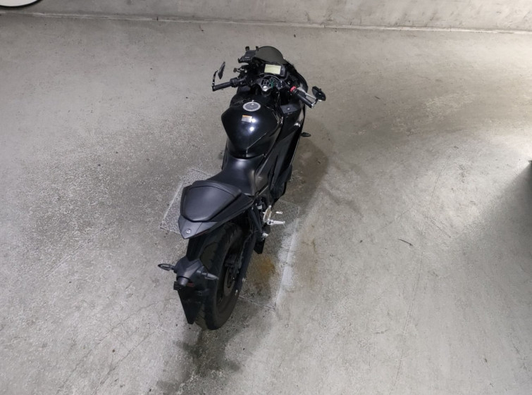 Мотоцикл Yamaha YZF-R25 з пробігом 15666 km