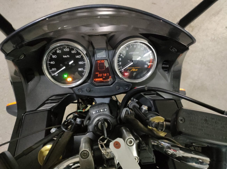 Мотоцикл Honda CB400 SUPER BOL D’OR с пробегом 30787 km