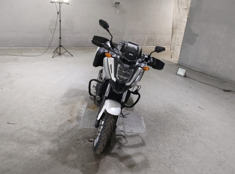 Мотоцикл Honda NC750XD з пробігом 25700 km