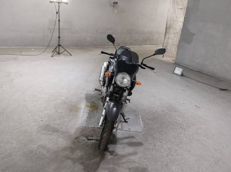 Мотоцикл Yamaha YBR250 с пробегом 9490 km