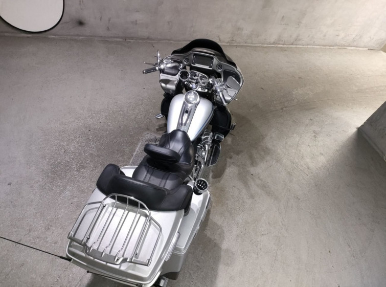 Мотоцикл HD ROAD GLIDE FLTRUSE1800 з пробігом 6468 km