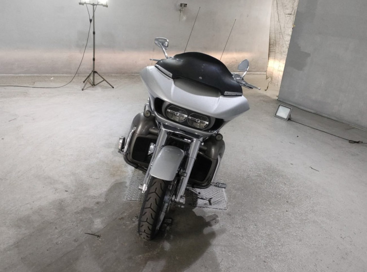 Мотоцикл HD ROAD GLIDE FLTRUSE1800 з пробігом 6468 km