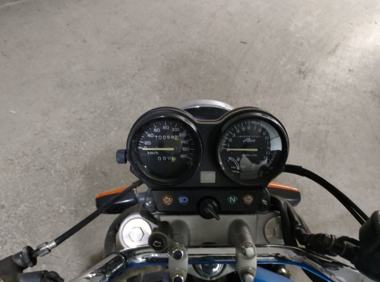 Мотоцикл Honda CB400SFVA з пробігом 70056 km