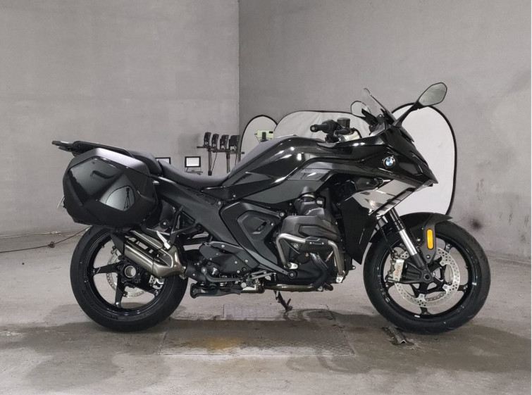 Мотоцикл BMW R1300RS з пробігом 370 km