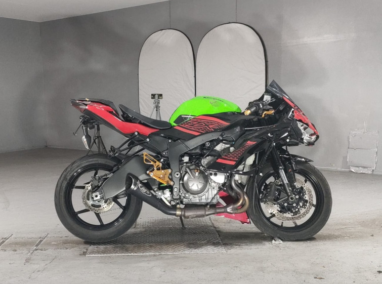 Мотоцикл Kawasaki ZX-6R с пробегом 16916 km