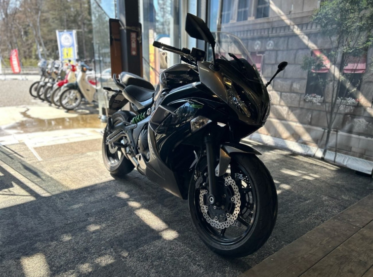 Мотоцикл Kawasaki NINJA400 с пробегом 7239 km
