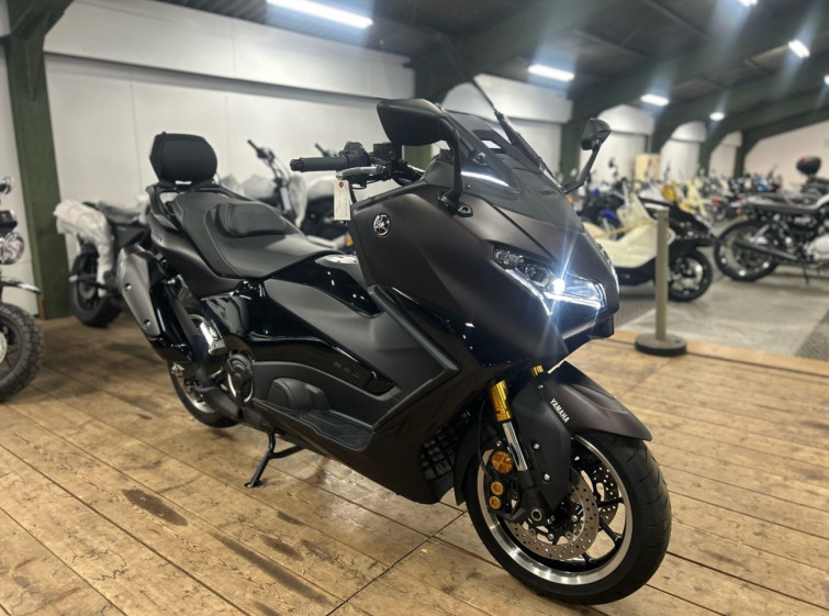 Мотоцикл Yamaha T-MAX560 з пробігом 631 km
