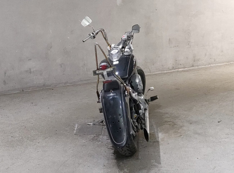 Мотоцикл Yamaha DRAGSTAR XVS400