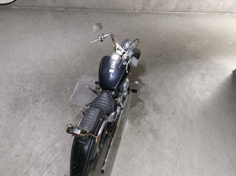 Мотоцикл Yamaha DRAGSTAR XVS400