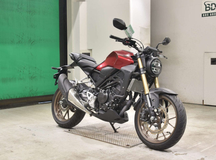 Мотоцикл Honda CB250RA з пробігом 984 km