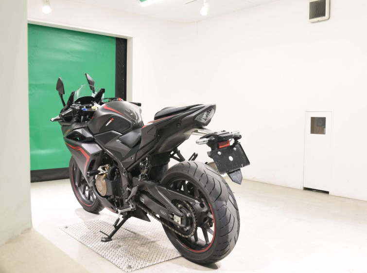 Мотоцикл Honda CBR400R з пробігом 31302 km