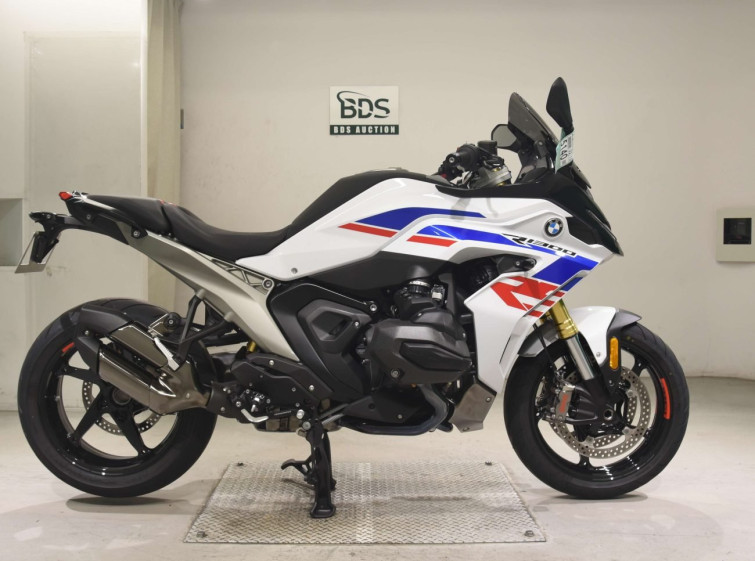 Мотоцикл BMW R1300RS с пробегом 3952 km