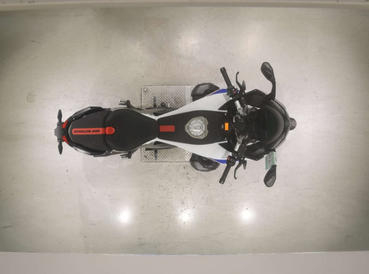 Мотоцикл BMW R1300RS с пробегом 3952 km