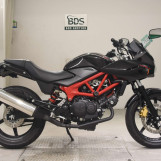 Мотоцикл Honda VTR250F з пробігом 4846 km