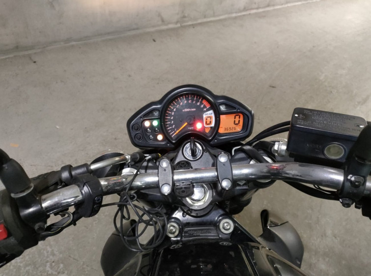 Мотоцикл Suzuki GLADIUS SFV400