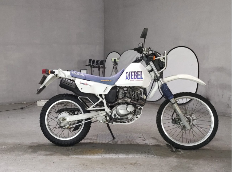 Мотоцикл Suzuki DJEBEL200 з пробігом 22846 km