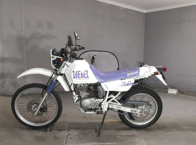Мотоцикл Suzuki DJEBEL200 з пробігом 22846 km
