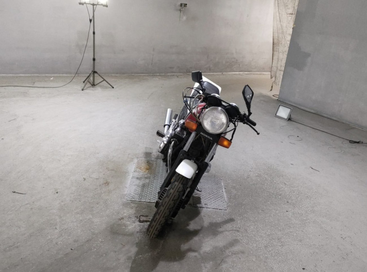 Мотоцикл Honda CBX550F