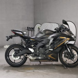 Мотоцикл Kawasaki NINJA ZX-25R KRT з пробігом 4569 km