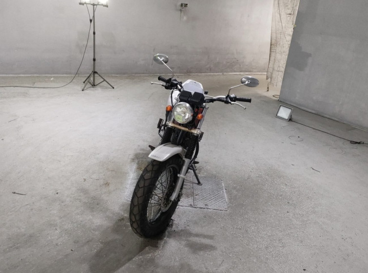 Мотоцикл Yamaha TW200 з пробігом 13144 km