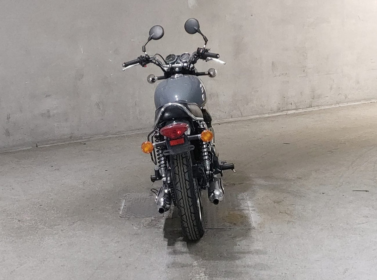 Мотоцикл Kawasaki W800 с пробегом 4247 km