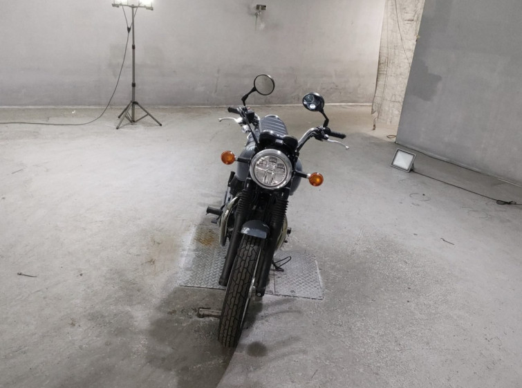 Мотоцикл Kawasaki W800 с пробегом 4247 km