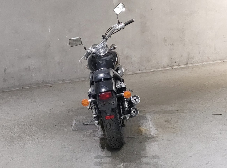 Мотоцикл Honda MAGNA250 з пробігом 5843 km