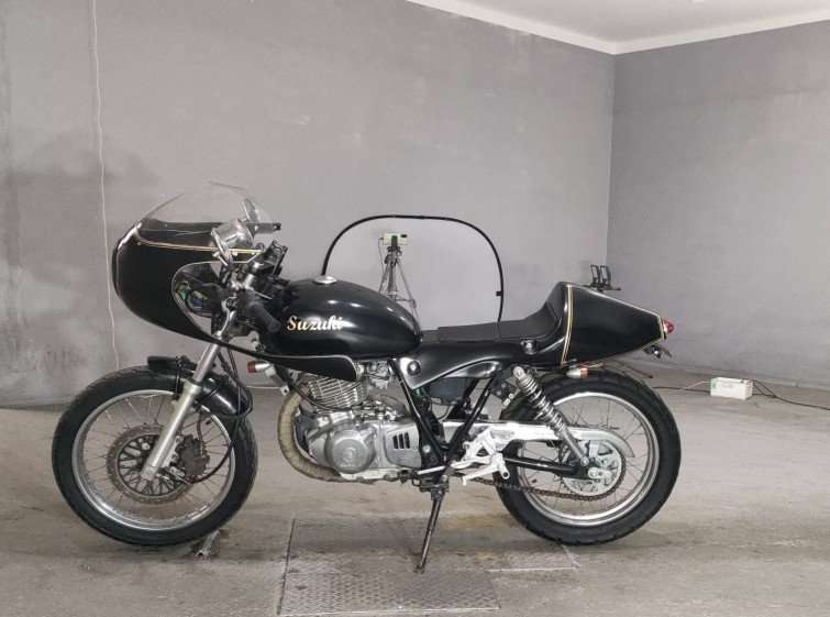 Мотоцикл Suzuki ST250E з пробігом 17929 km