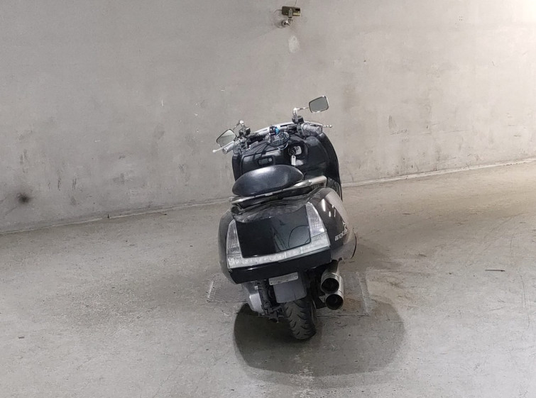 Мотоцикл Yamaha MAXAM250 з пробігом 14136 km