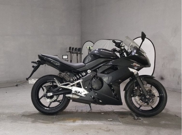 Мотоцикл Kawasaki NINJA400R