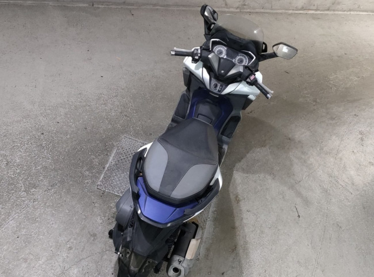 Мотоцикл Honda FORZA з пробігом 9847 km