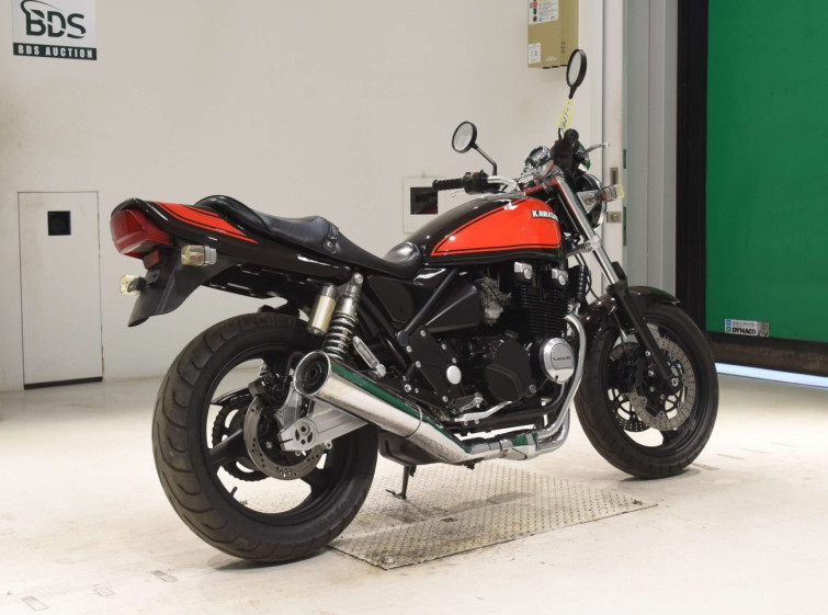 Мотоцикл Kawasaki ZEPHYR400 з пробігом 10359 km