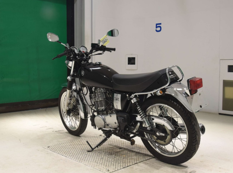 Мотоцикл Yamaha SR400 з пробігом 17712 km