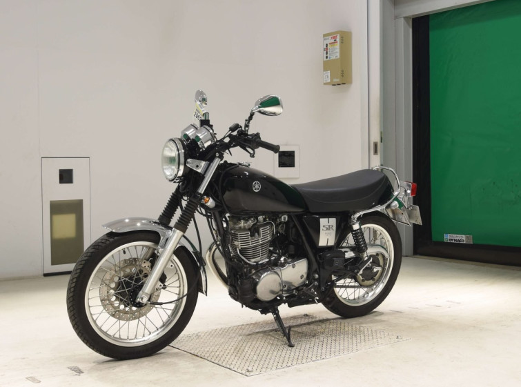 Мотоцикл Yamaha SR400 з пробігом 17712 km