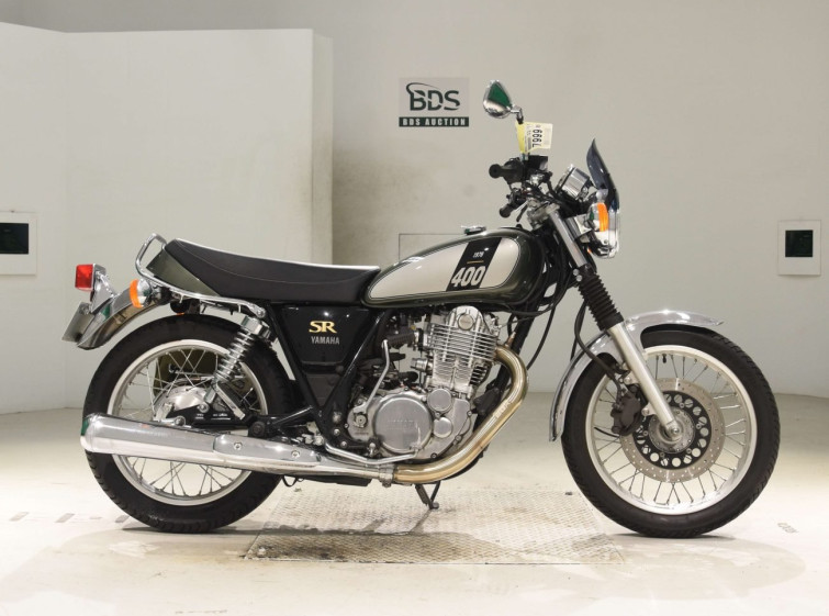 Мотоцикл Yamaha SR400 з пробігом 5866 km