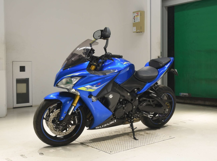 Мотоцикл Suzuki GSX-S1000F з пробігом 30415 km