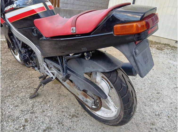 Мотоцикл Honda CBR250F с пробегом 5806 km