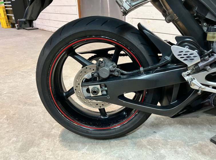 Мотоцикл Yamaha YZF-R1 с пробегом 85838 km