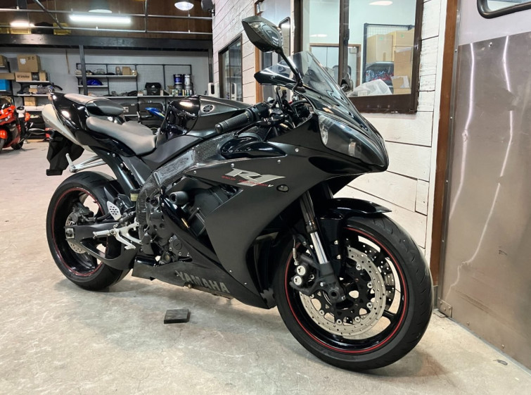 Мотоцикл Yamaha YZF-R1 с пробегом 85838 km