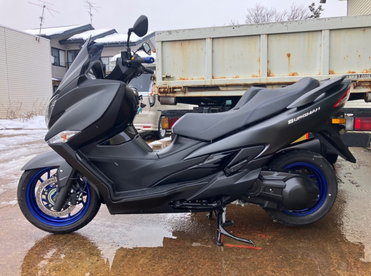 Мотоцикл Suzuki BURGMAN400A з пробігом 3416 km
