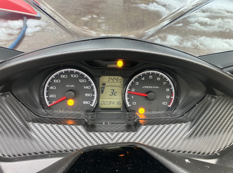 Мотоцикл Suzuki BURGMAN400A з пробігом 3416 km