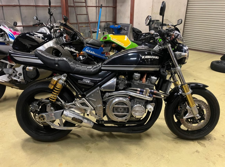 Мотоцикл Kawasaki ZEPHYR1100 з пробігом 35398 km
