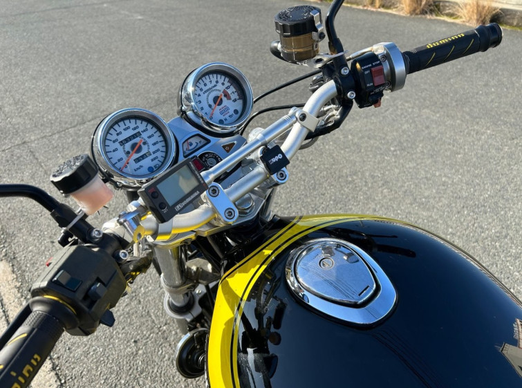 Мотоцикл Kawasaki ZEPHYR1100 з пробігом 56321 km