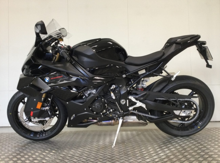 Мотоцикл BMW S1000RR с пробегом 111 km